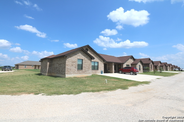 16020 Us Highway 87 West Adkins TX 78101