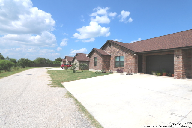 16020 Us Highway 87 West Adkins TX 78101