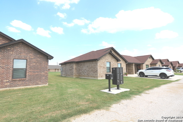 16020 Us Highway 87 West Adkins TX 78101