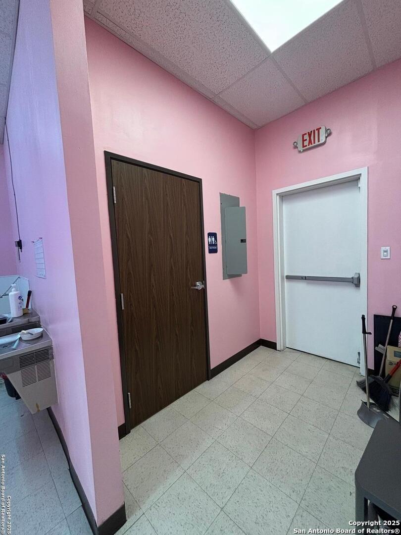 8521 Bandera Road 1 San Antonio TX 78216