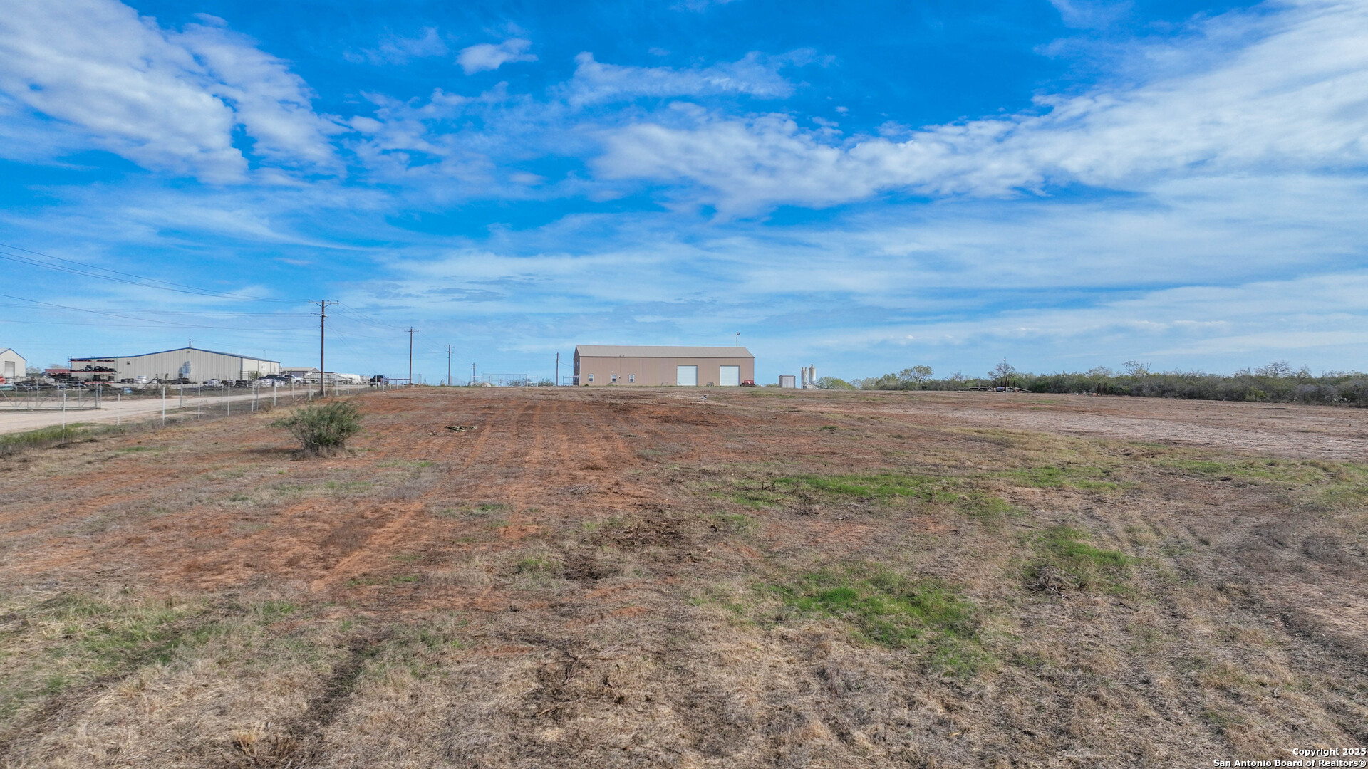 193 Welco Lane Jourdanton TX 78026