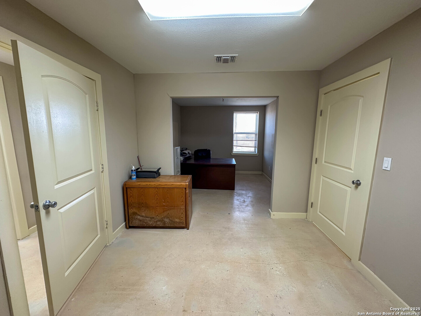 193 Welco Lane Jourdanton TX 78026