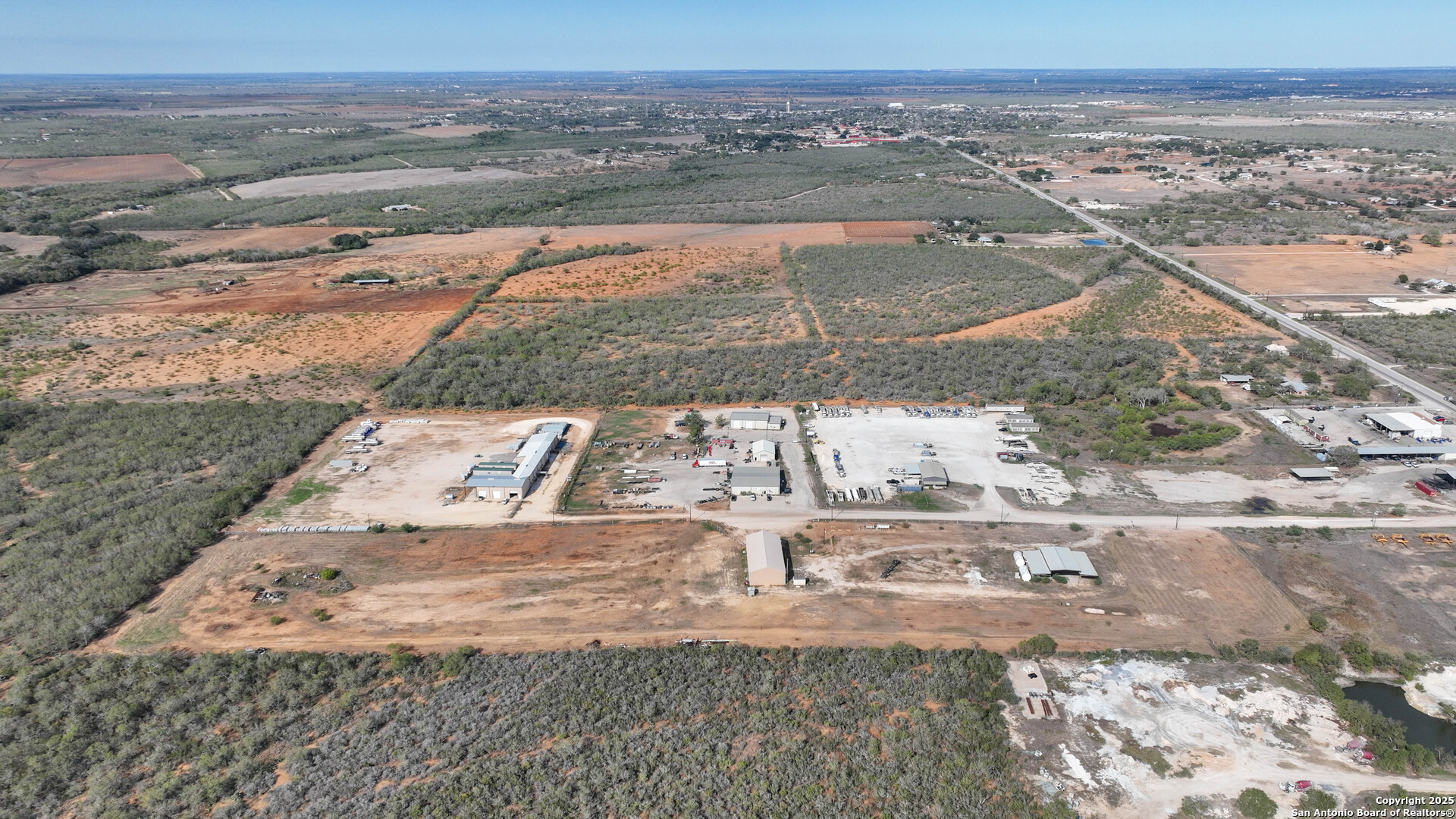 193 Welco Lane Jourdanton TX 78026