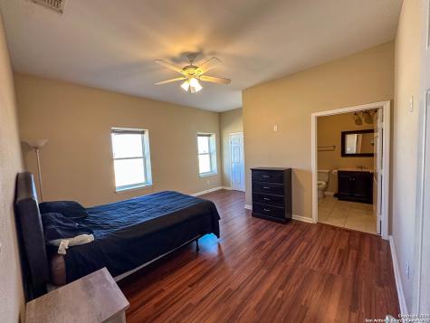 193 Welco Lane Jourdanton TX 78026