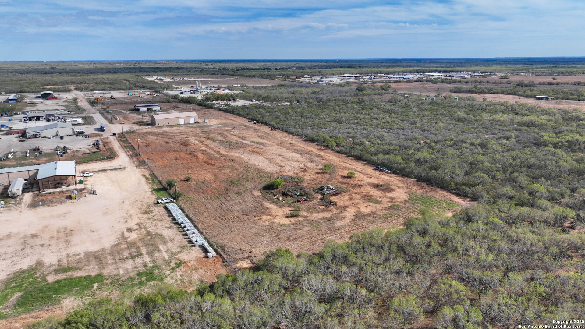 193 Welco Lane Jourdanton TX 78026