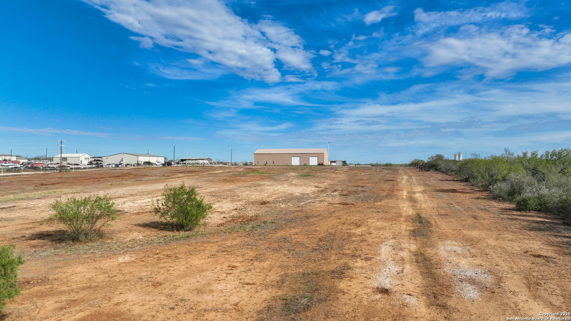 193 Welco Lane Jourdanton TX 78026