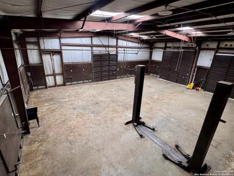 1501 Lillian Jourdanton TX 78026