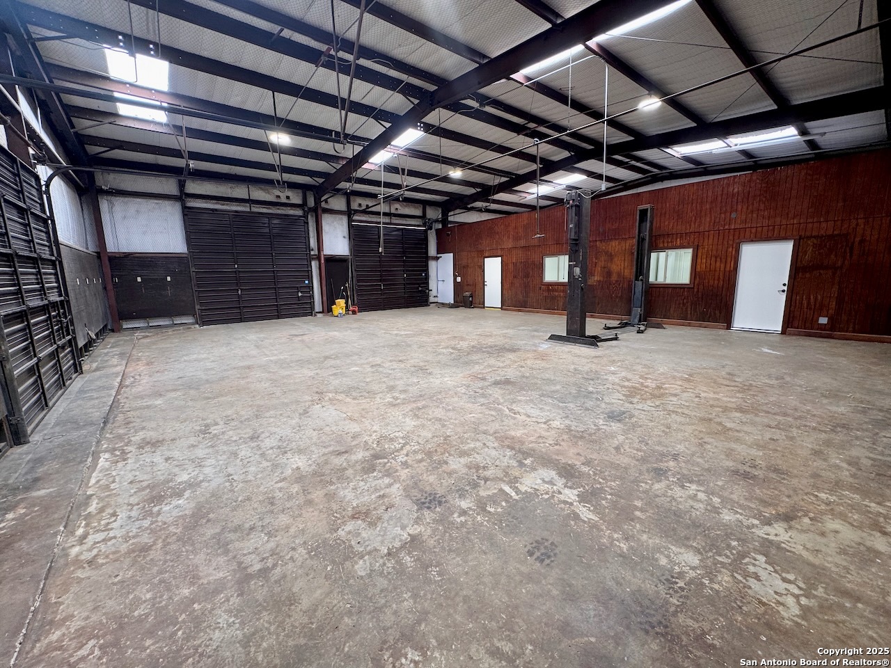 1501 Lillian Jourdanton TX 78026