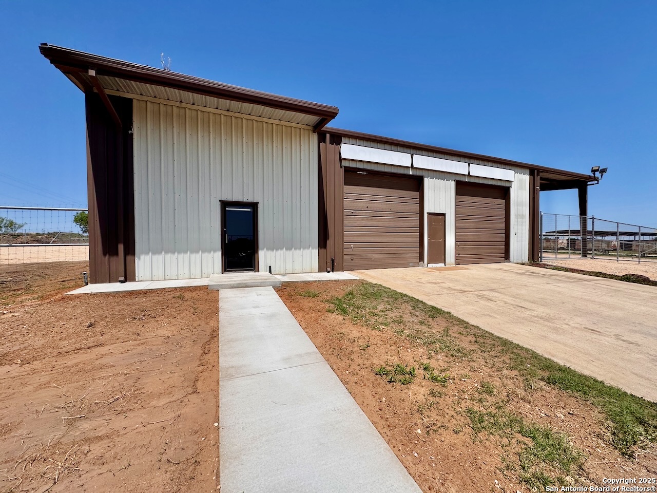 1501 Lillian Jourdanton TX 78026