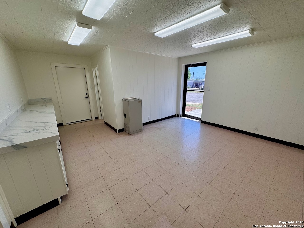 1501 Lillian Jourdanton TX 78026