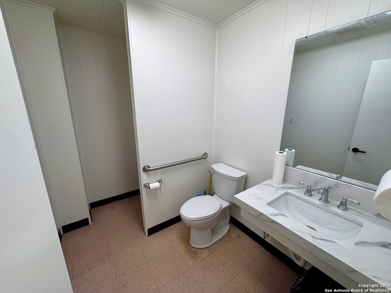 1501 Lillian Jourdanton TX 78026