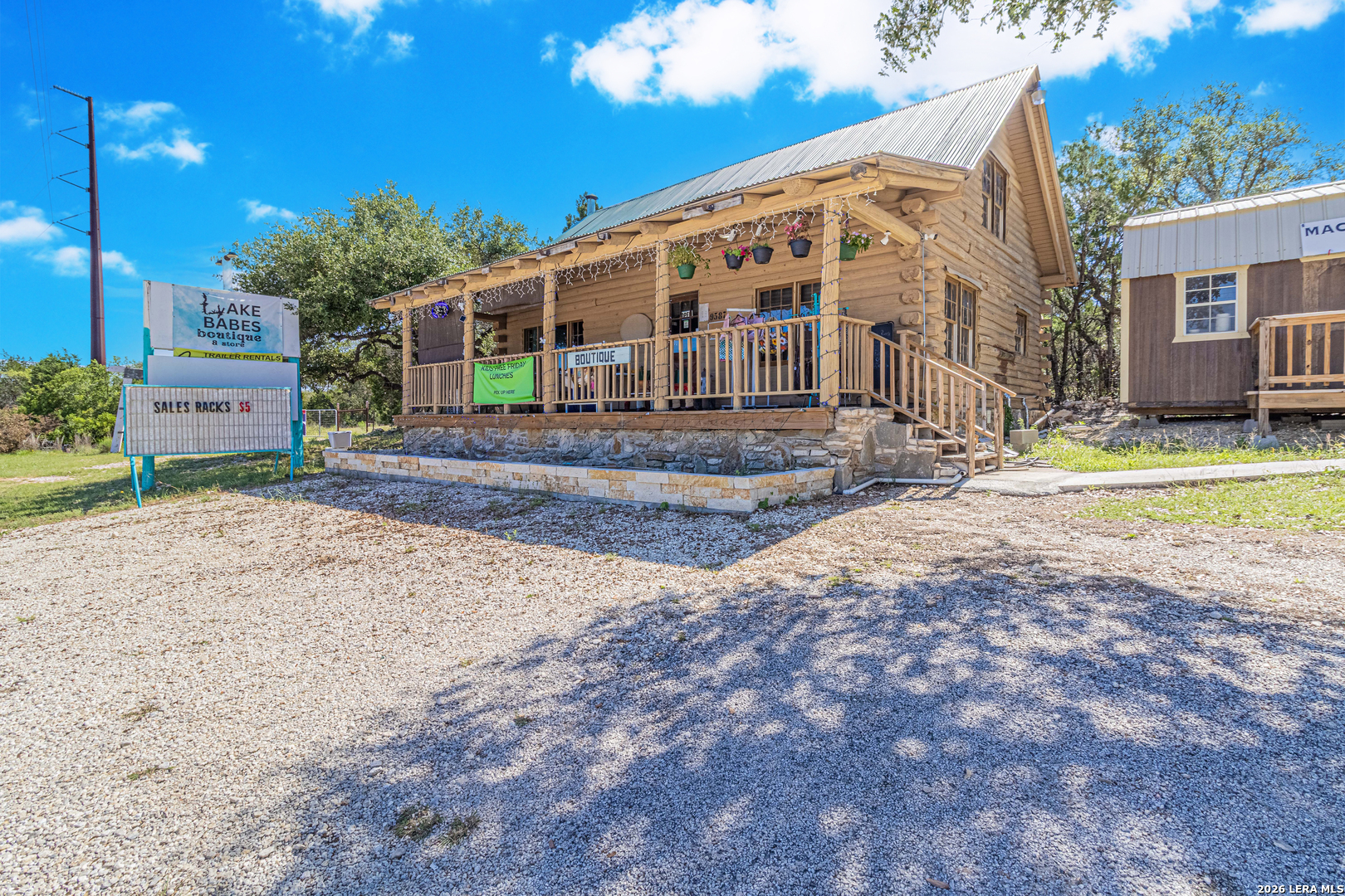 9587 Fm 1283 Lakehills TX 78063