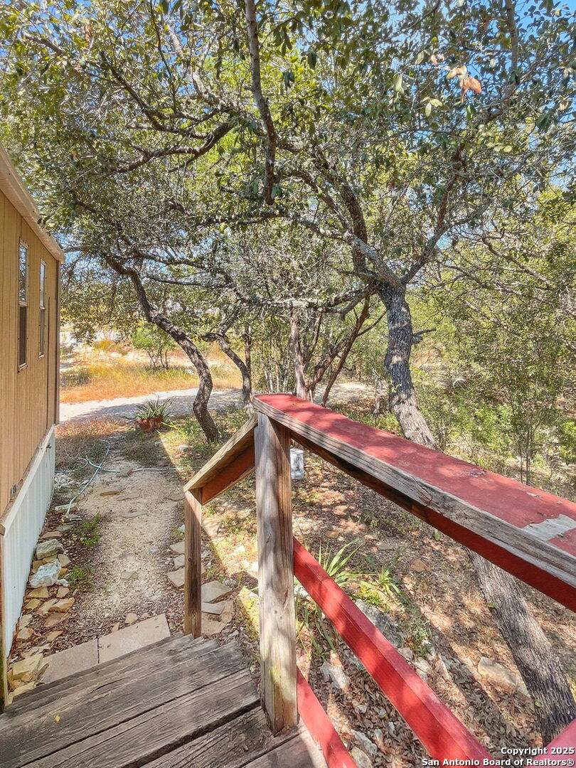 9030 Fm 1283 Lakehills TX 78063