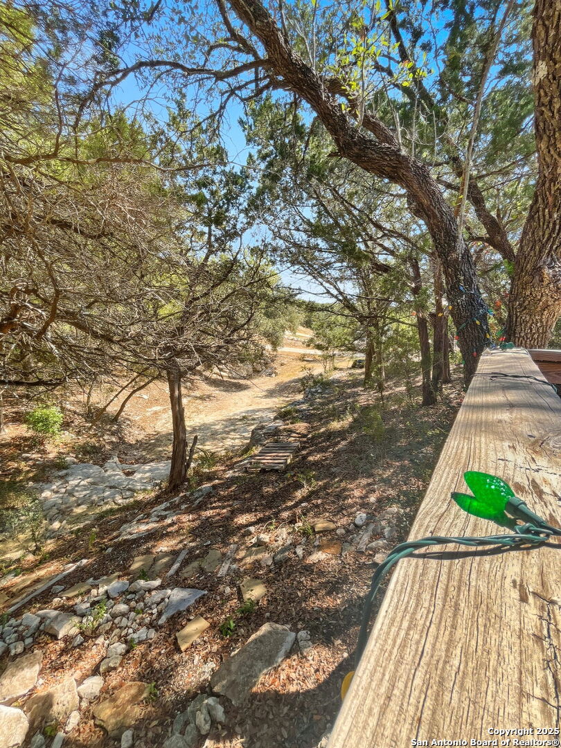 9030 Fm 1283 Lakehills TX 78063