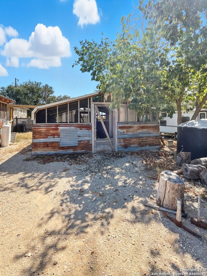 9030 Fm 1283 Lakehills TX 78063