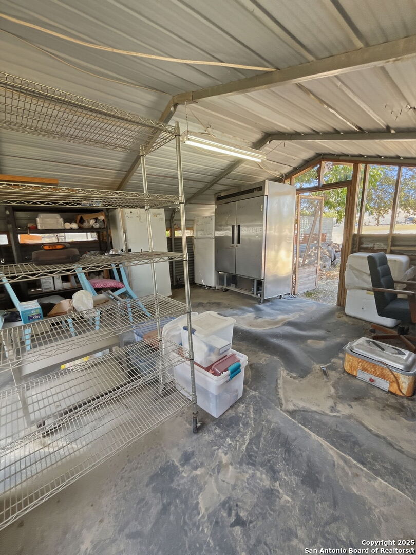 9030 Fm 1283 Lakehills TX 78063