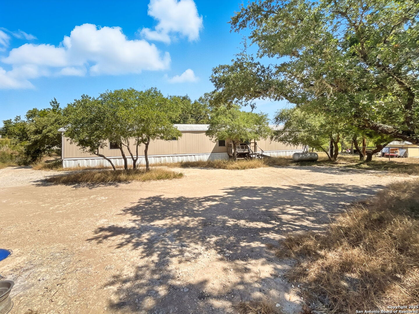 9030 Fm 1283 Lakehills TX 78063