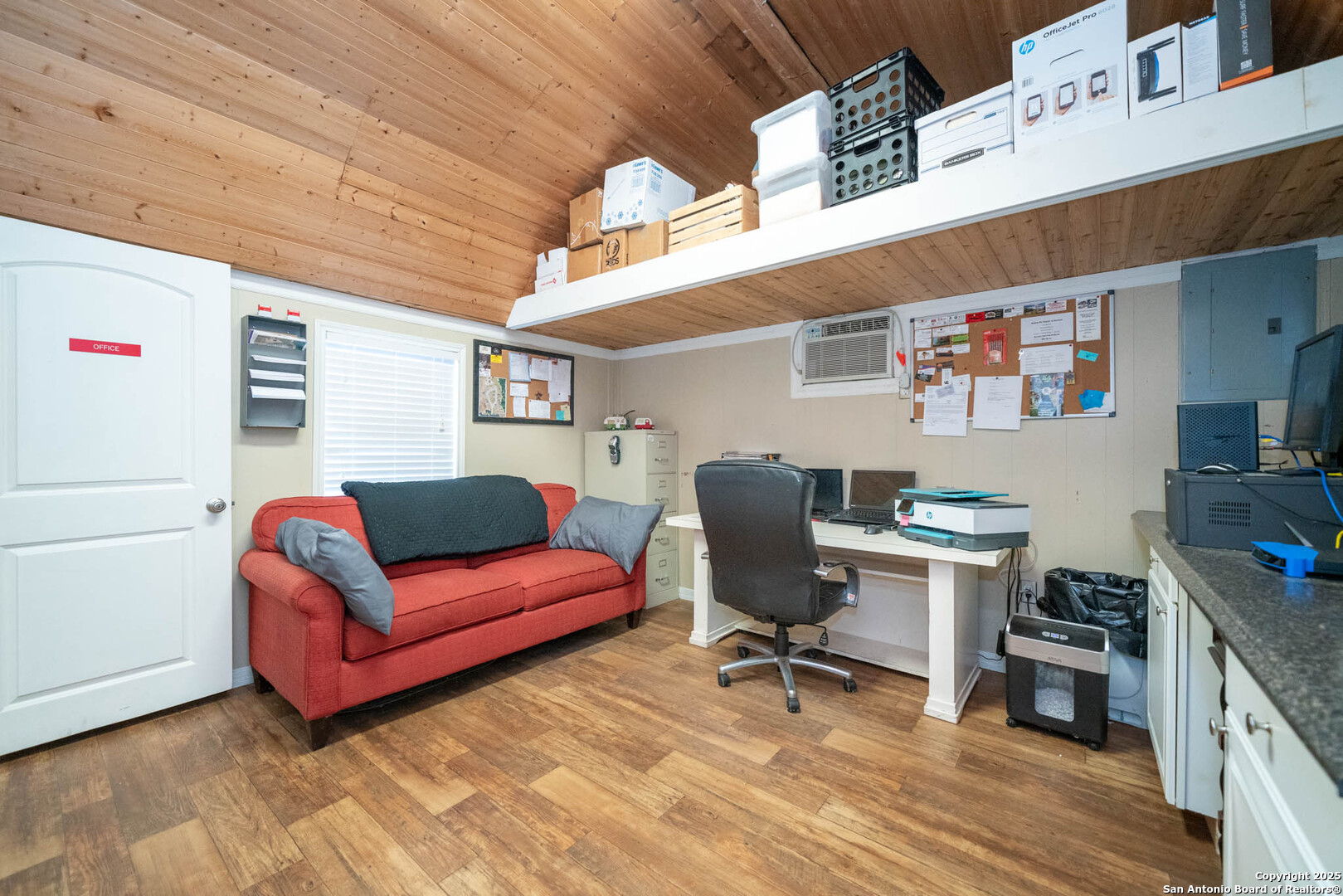 2068 State Highway 323 Henderson TX 75652