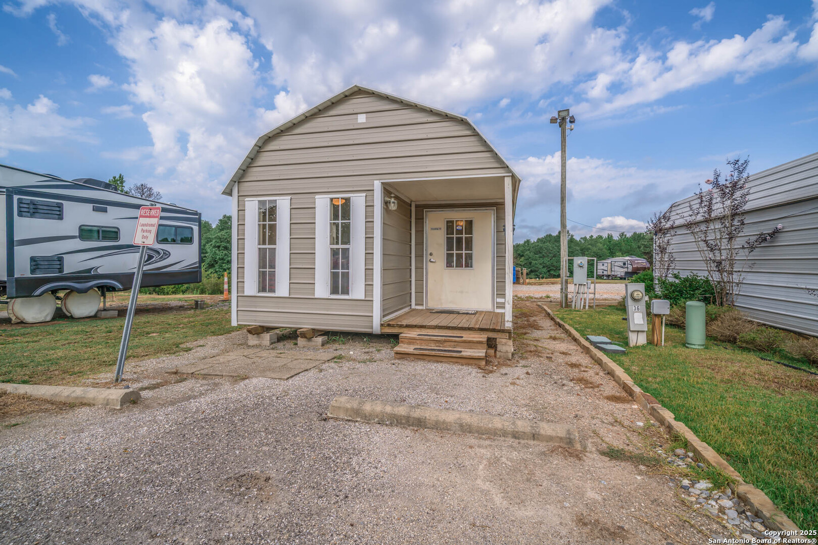 2068 State Highway 323 Henderson TX 75652