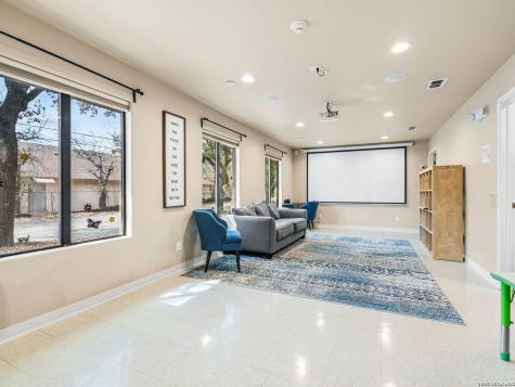 14235 Blanco San Antonio TX 78216