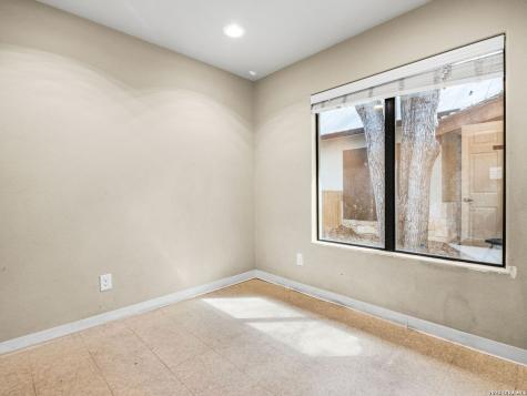 14235 Blanco San Antonio TX 78216