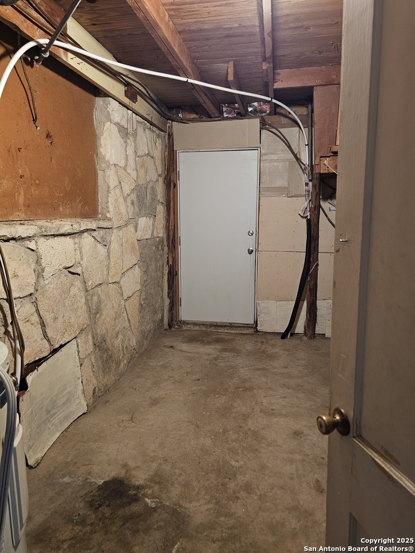 110 Maricopa Canyon Lake TX 78133