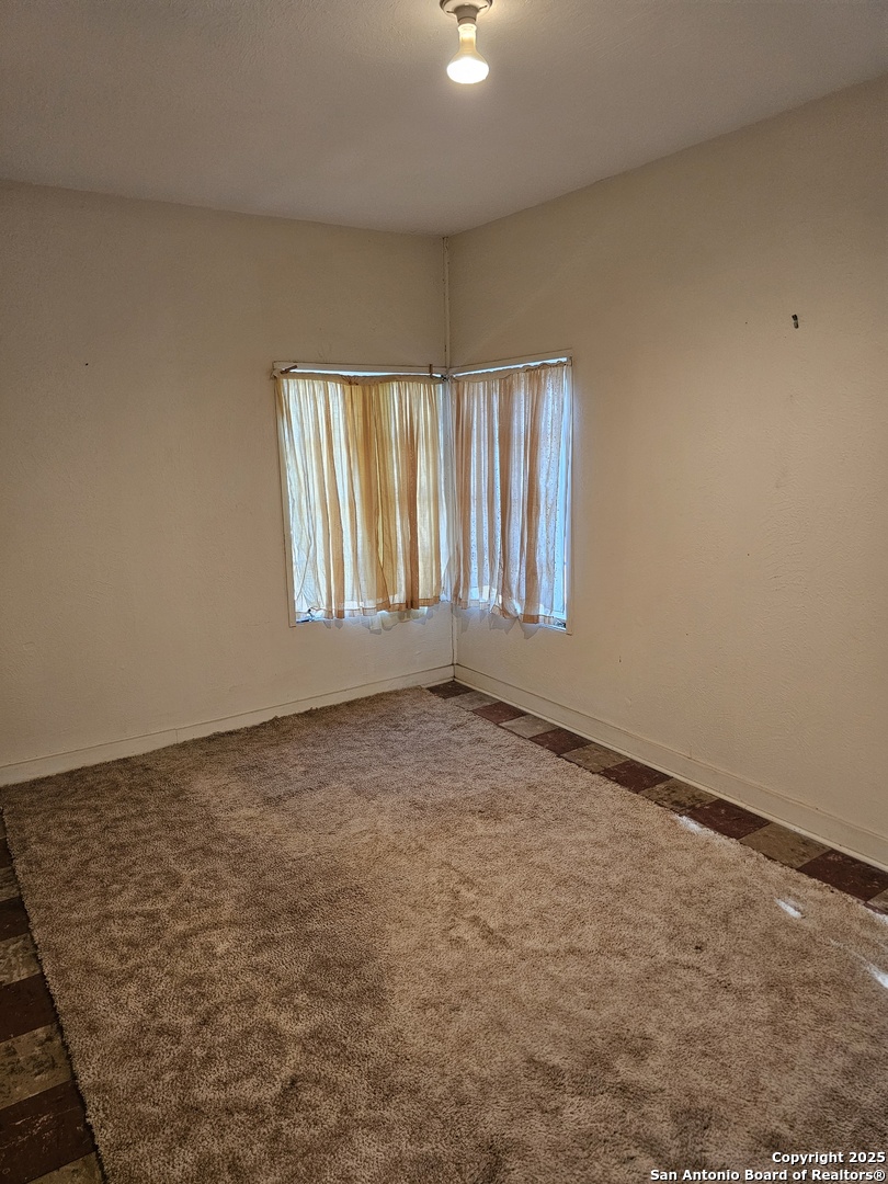 110 Maricopa Canyon Lake TX 78133