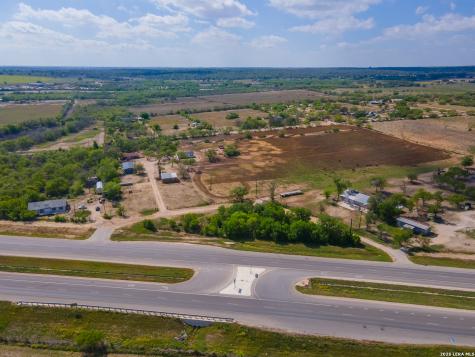 4984 S Loop 1604 Elmendorf TX 78112