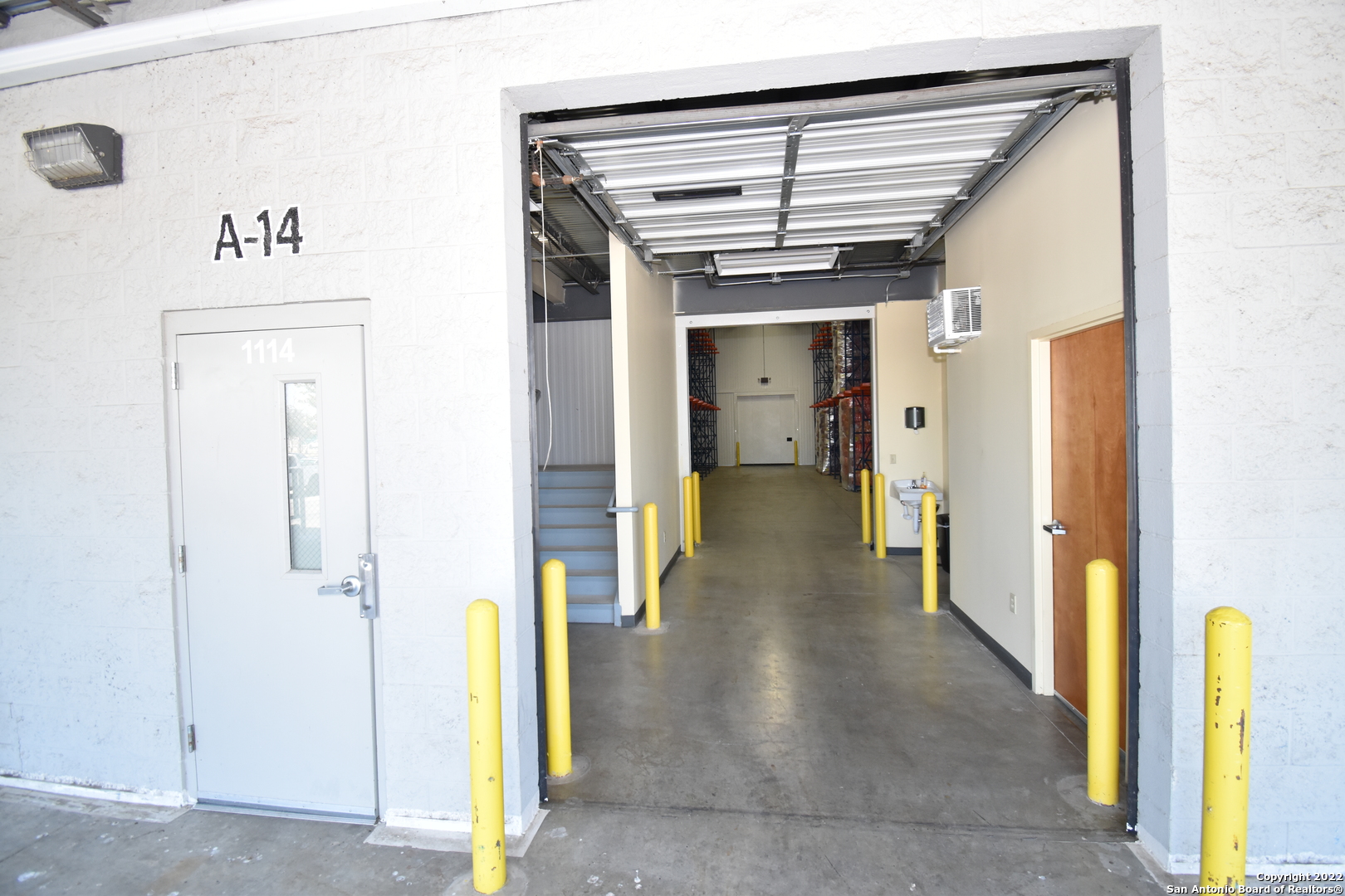 9342 SE Loop 410 San Antonio TX 78223
