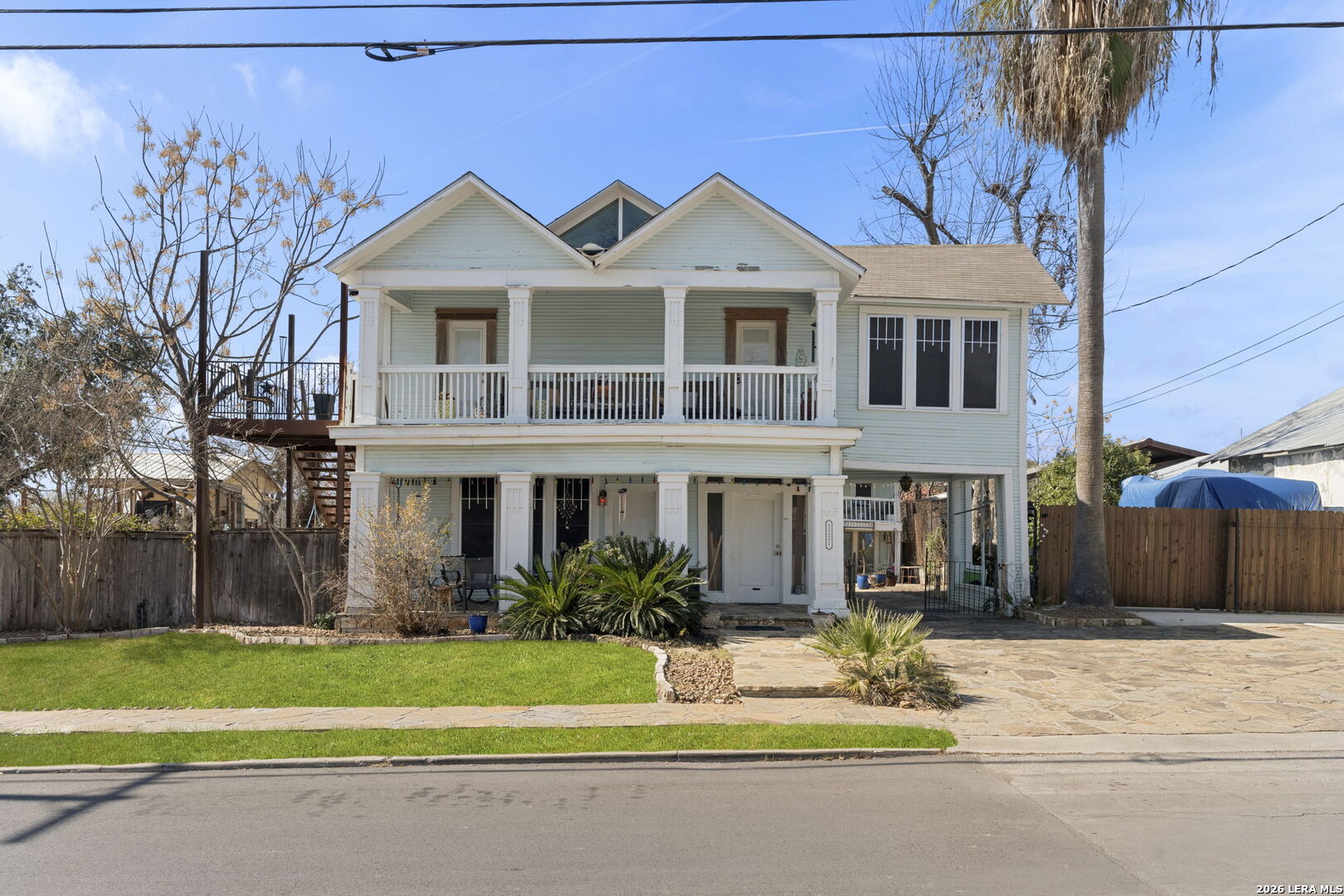 3221 N Flores San Antonio TX 78212