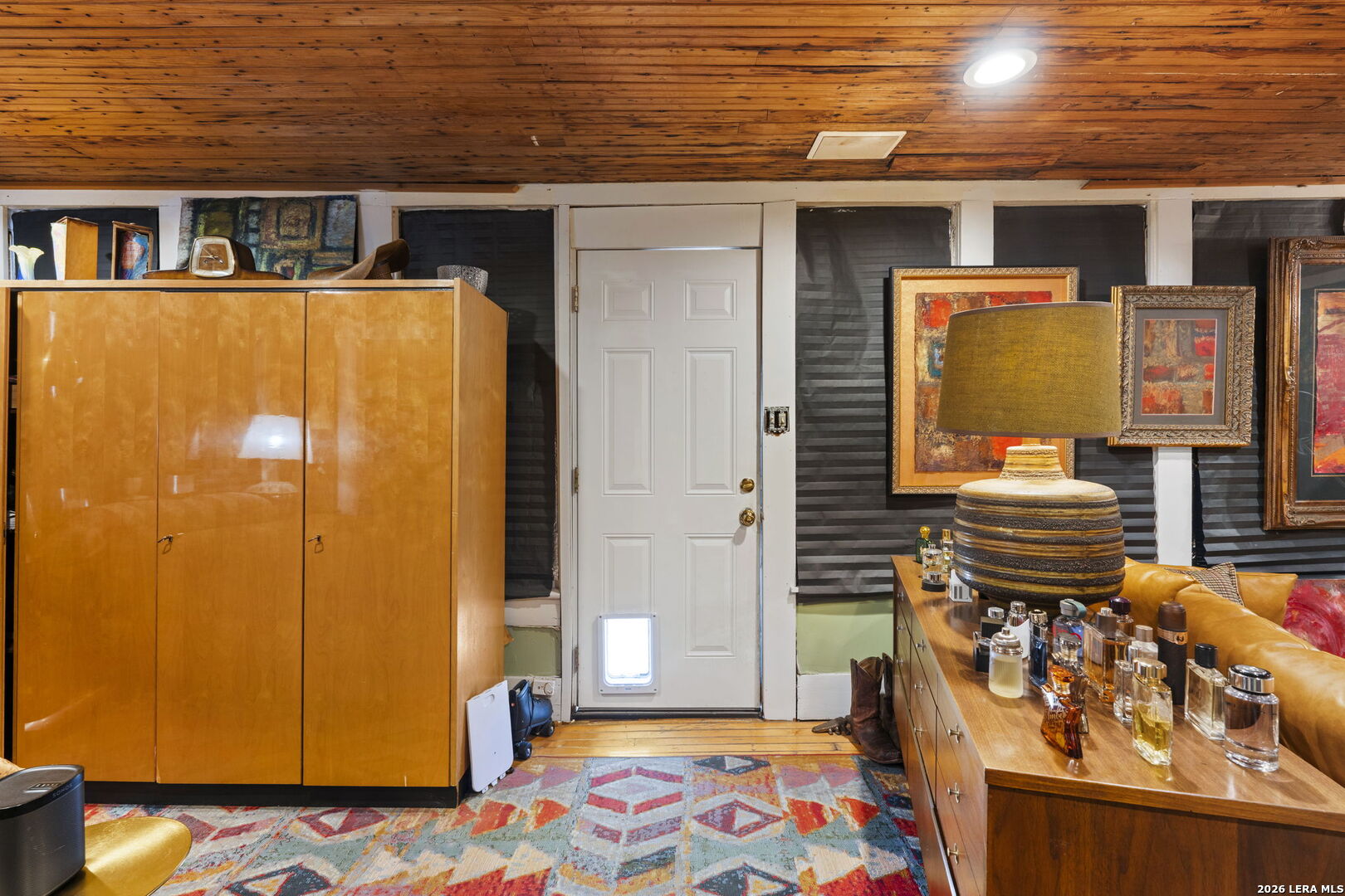 3221 N Flores San Antonio TX 78212