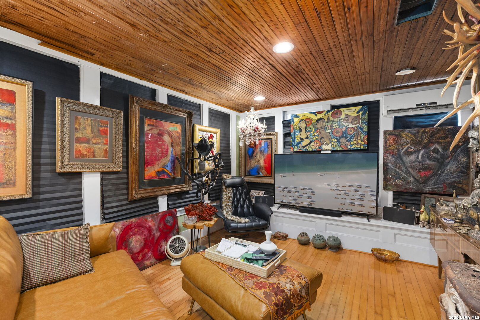 3221 N Flores San Antonio TX 78212