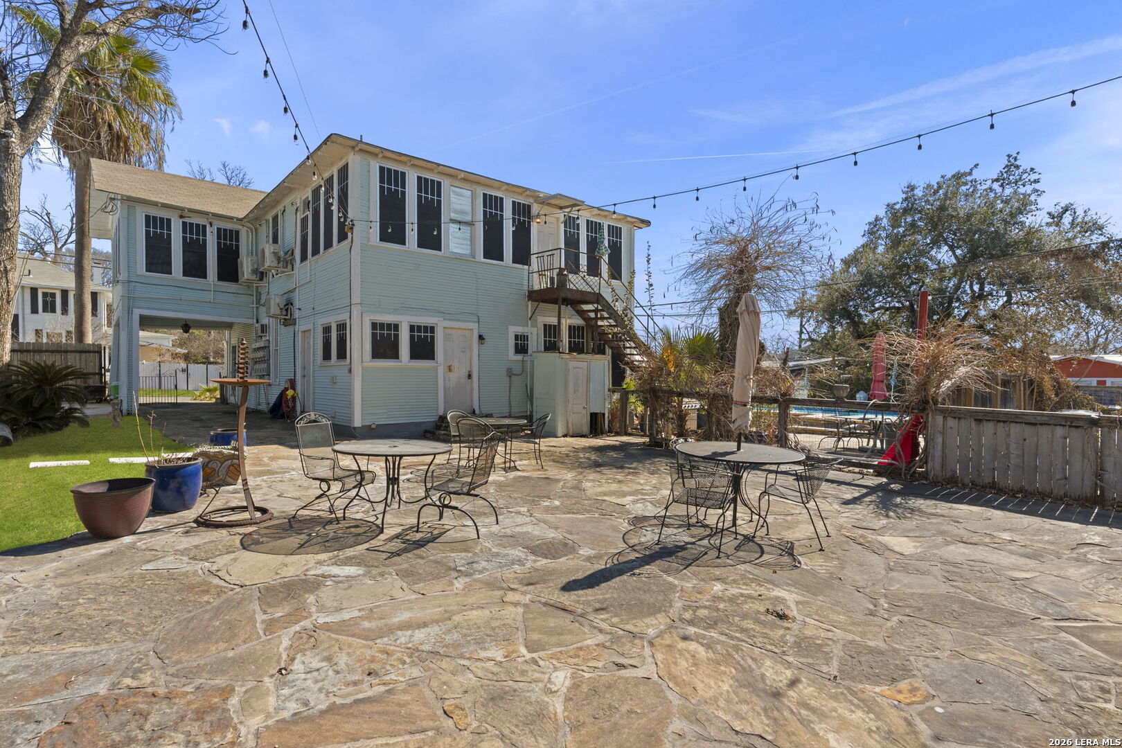 3221 N Flores San Antonio TX 78212