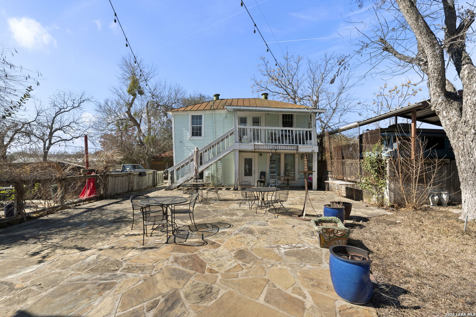 3221 N Flores San Antonio TX 78212