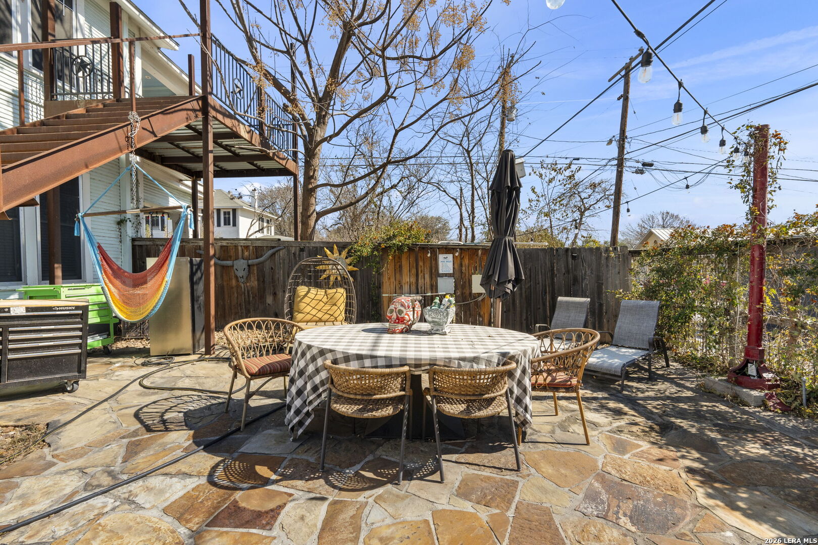 3221 N Flores San Antonio TX 78212