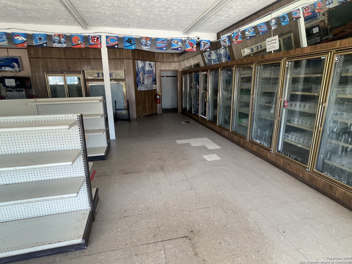 1230 E Santa Gertrudis Kingsville TX 78363