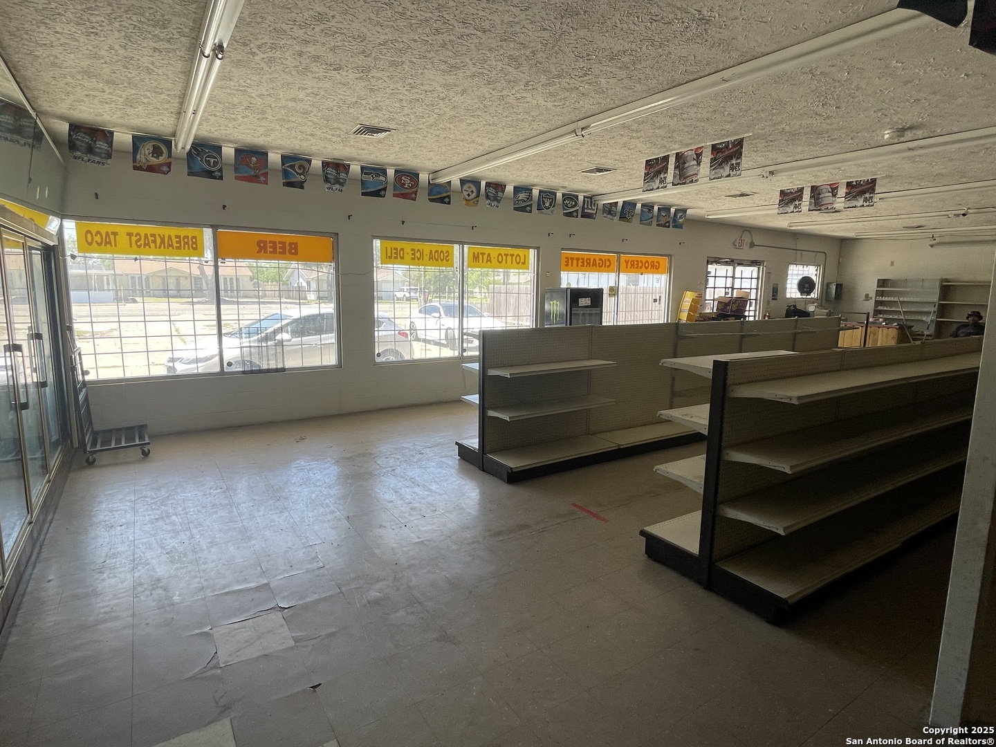 1230 E Santa Gertrudis Kingsville TX 78363