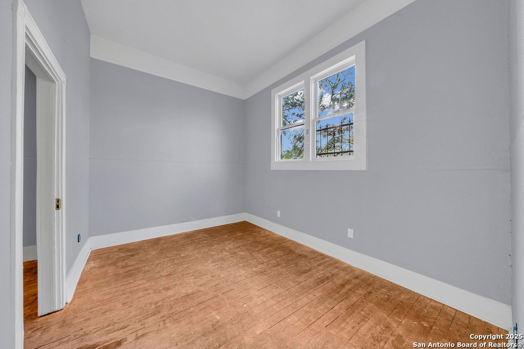 1610 W Commerce San Antonio TX 78207