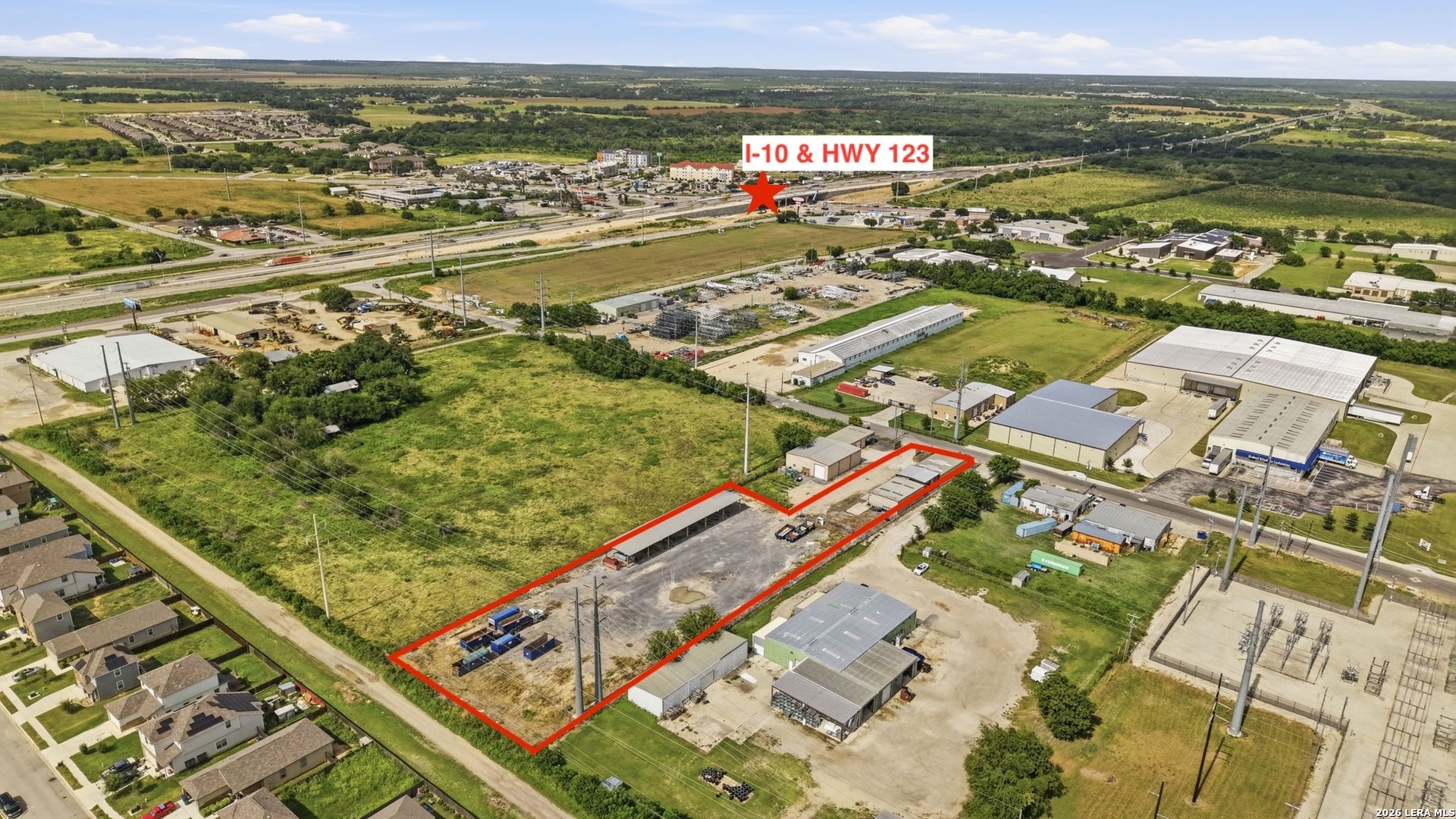 2476 N Heideke Street Seguin TX 78155