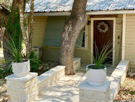 512 County Road 348 Concan TX 78838