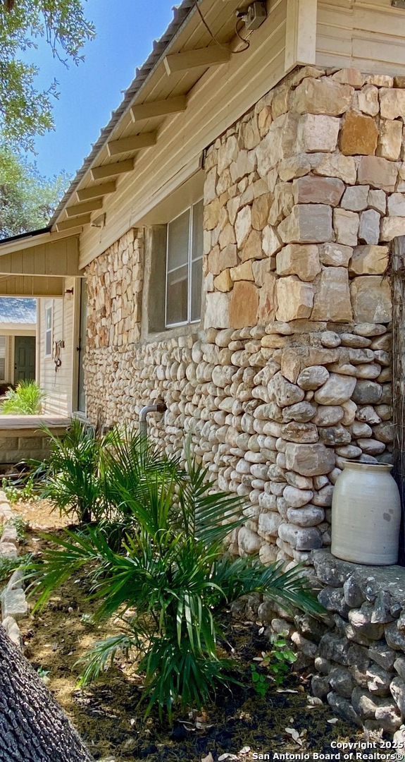 512 County Road 348 Concan TX 78838