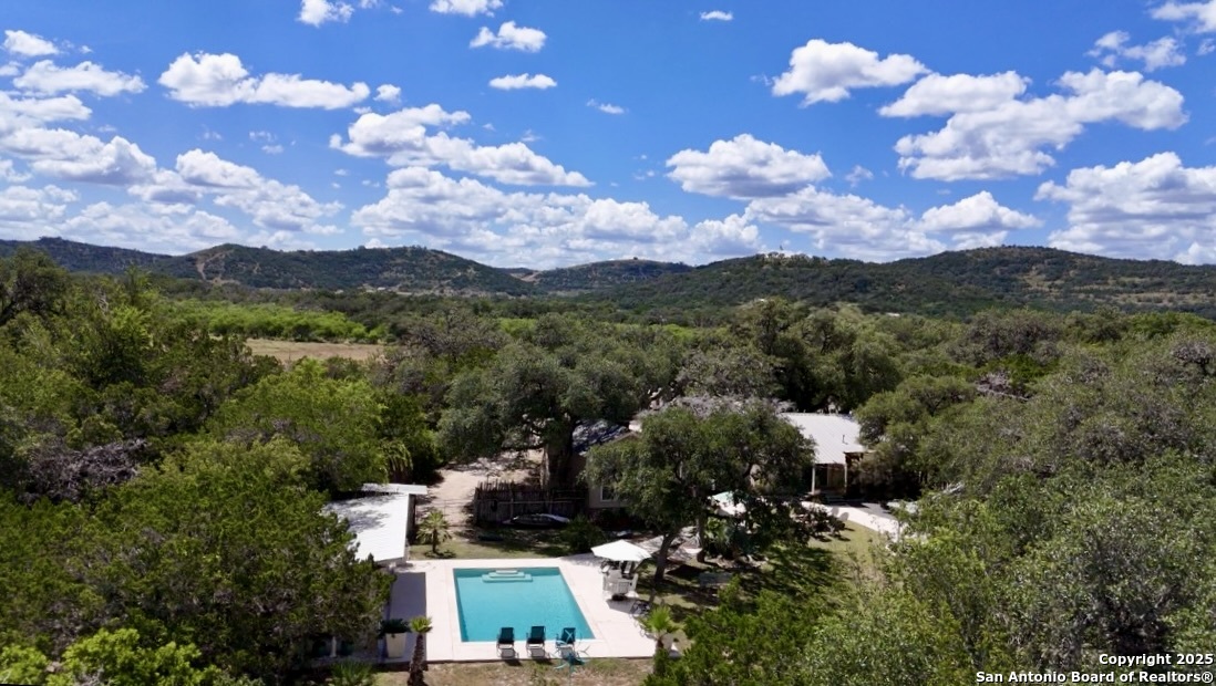 512 County Road 348 Concan TX 78838