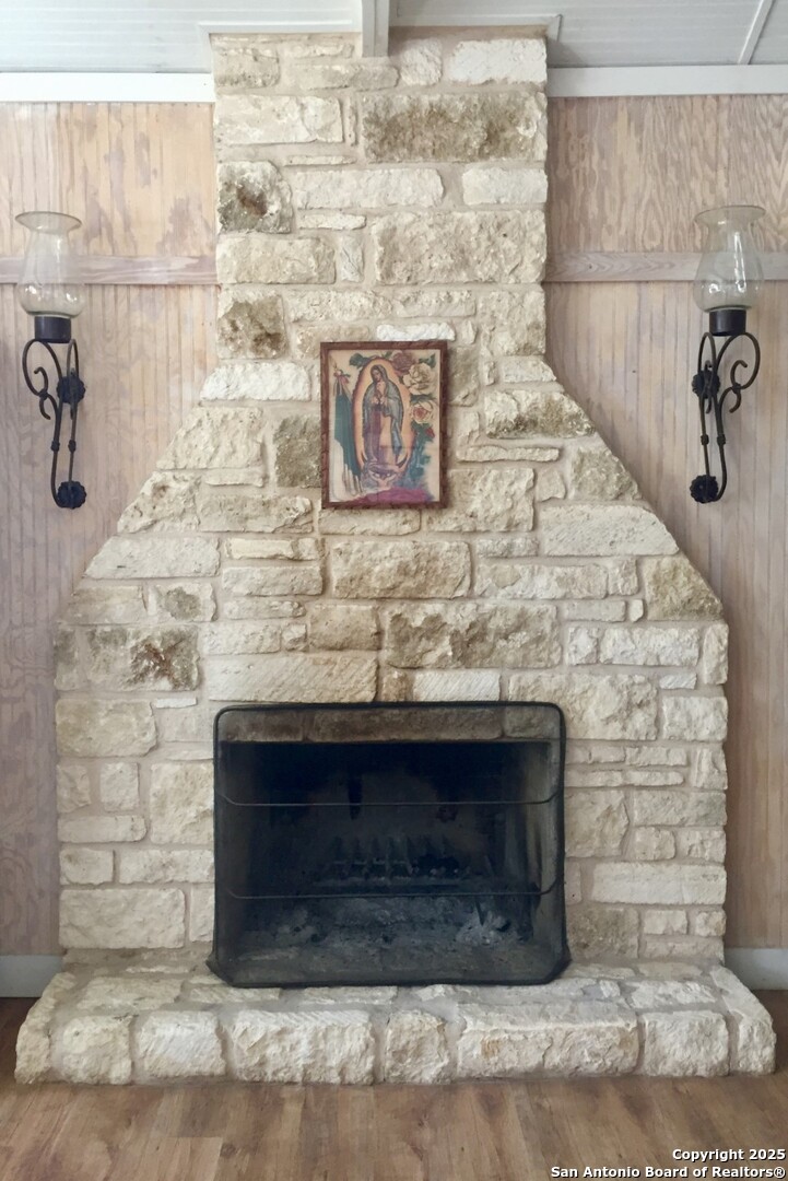 512 County Road 348 Concan TX 78838