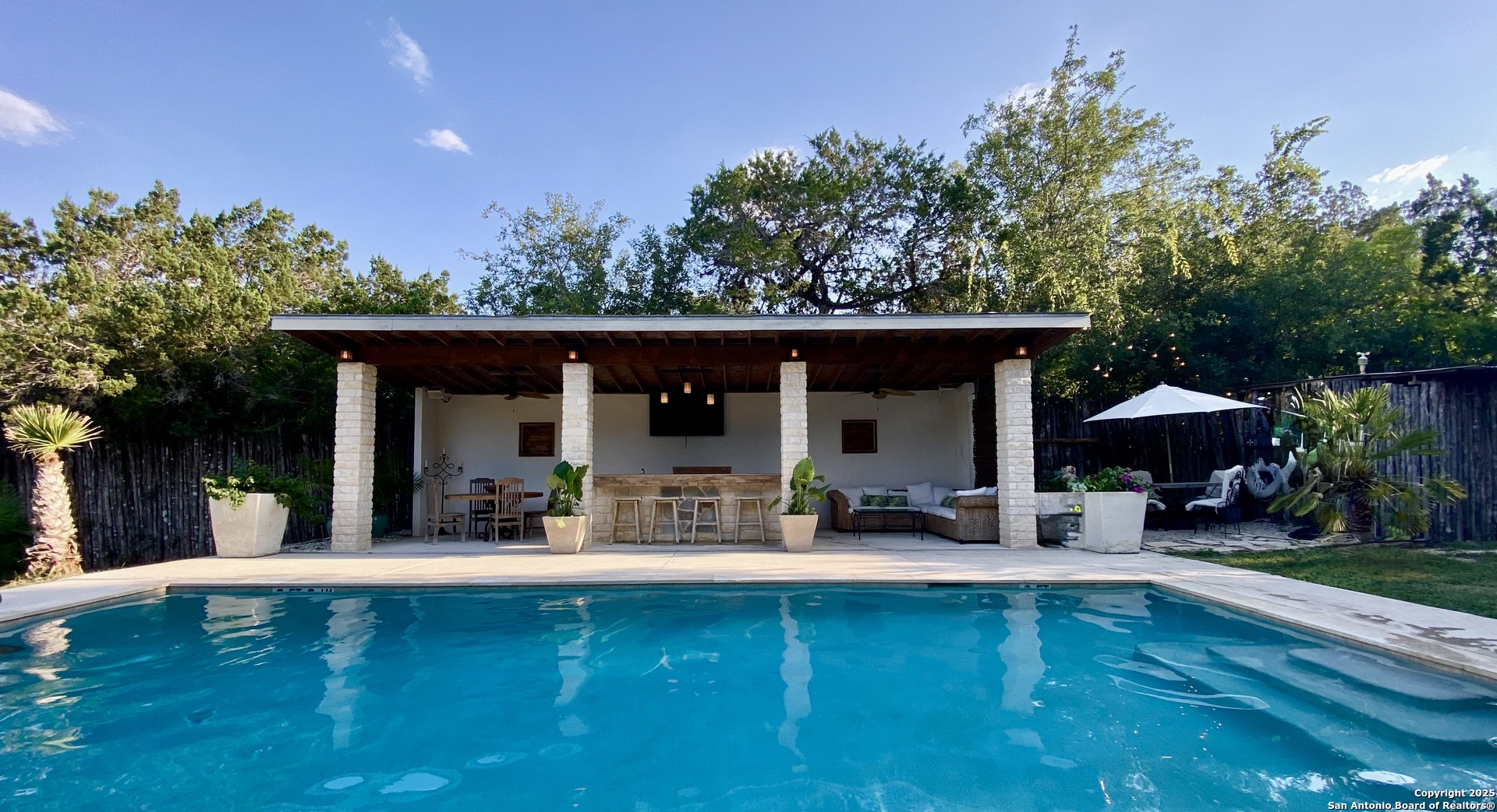 512 County Road 348 Concan TX 78838