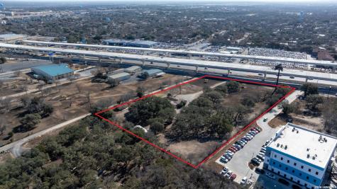 12995 N Interstate 35 Live Oak TX 78233