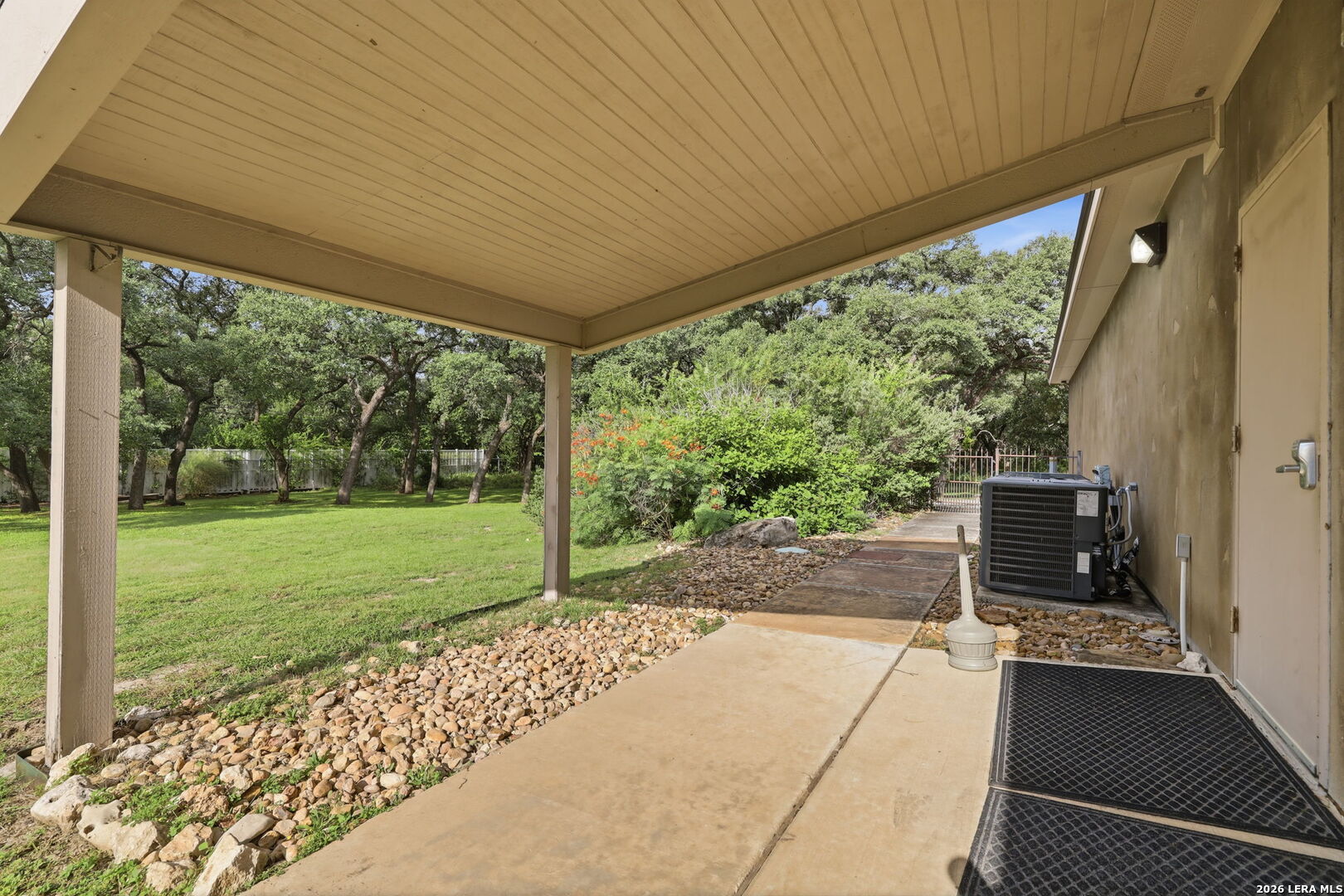 9002 Western View Helotes TX 78023