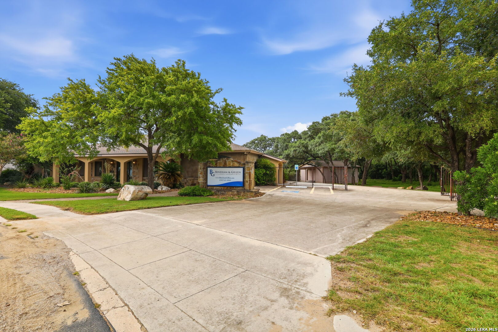 9002 Western View Helotes TX 78023