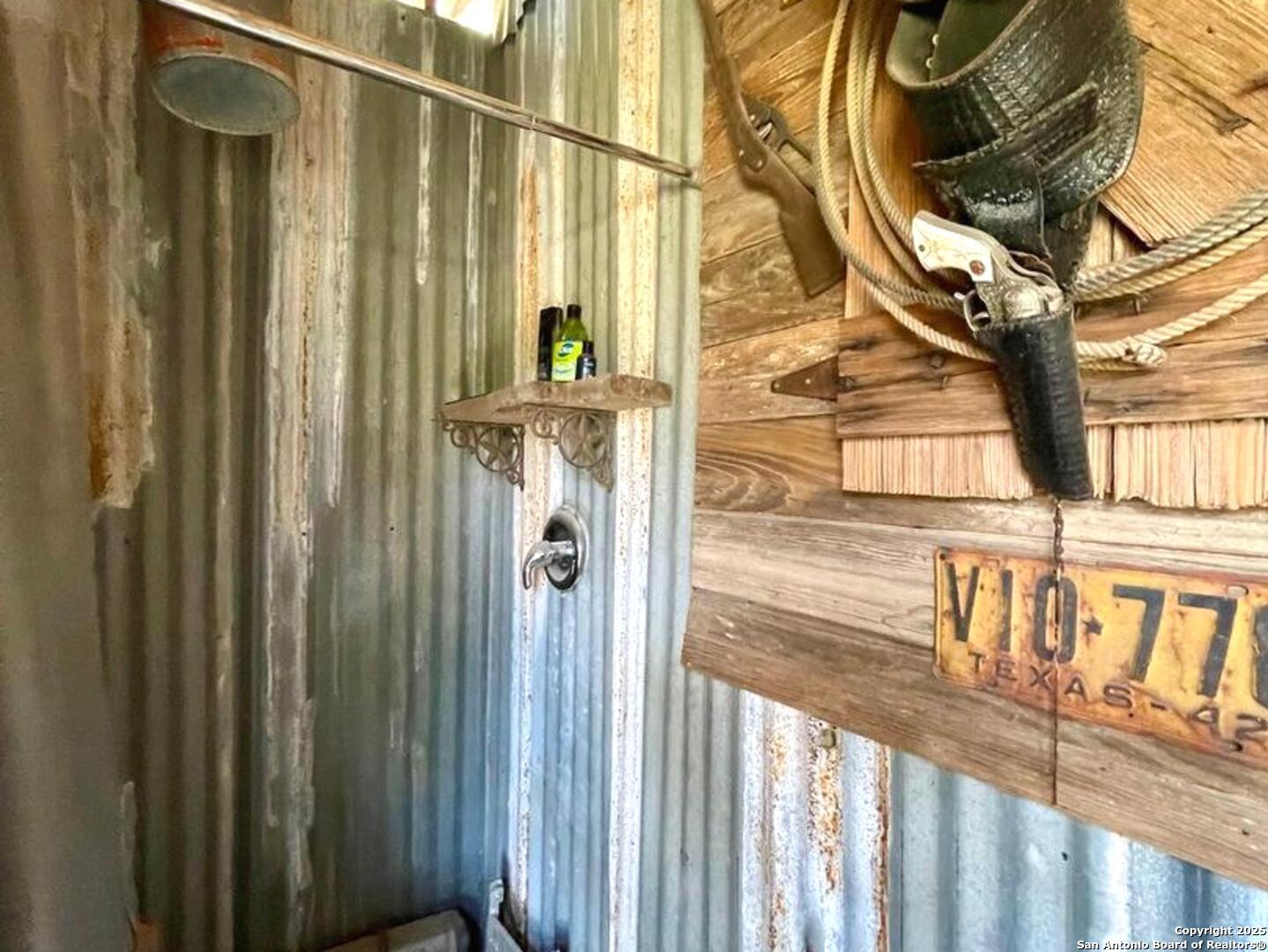 973 River Bend Bandera TX 78003