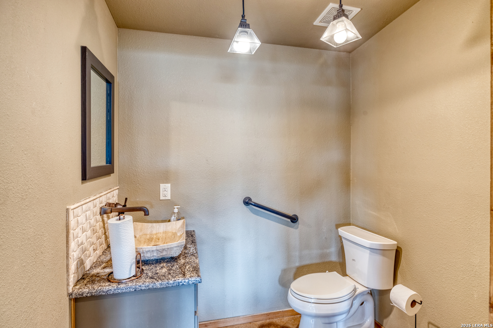 21170 Highway 127 Concan TX 78801