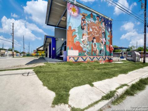 402 N Zarzamora Street San Antonio TX 78207